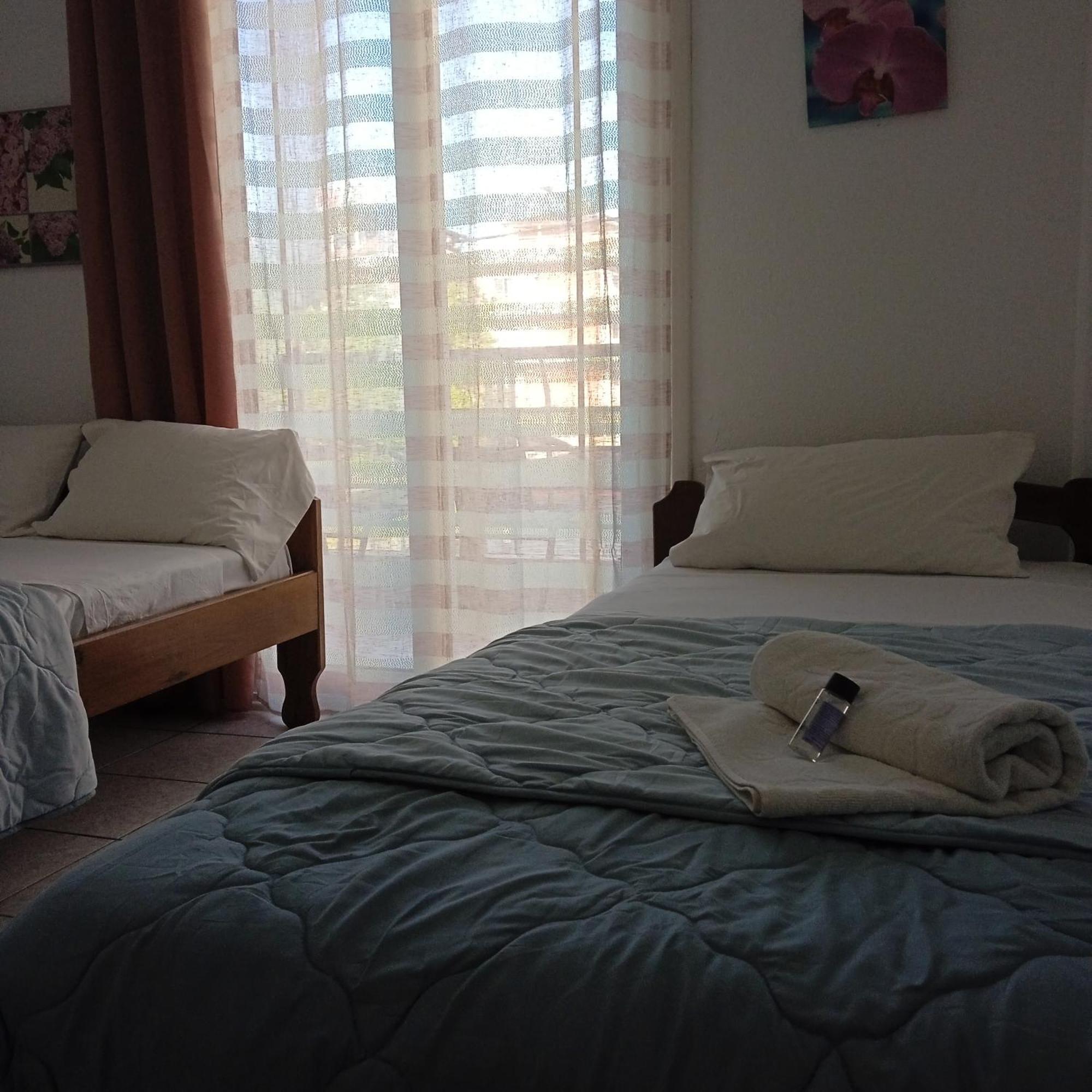 Frini Apartments And Studios Paralía 외부 사진