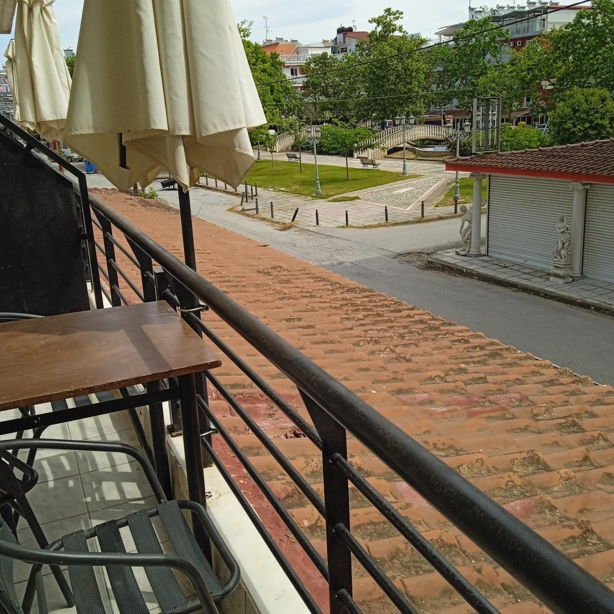 Frini Apartments And Studios Paralía 외부 사진